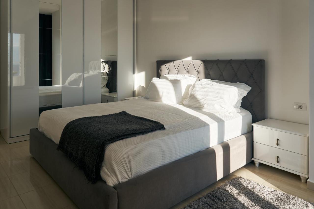 The Garrison Apartment Sarandë Exteriér fotografie