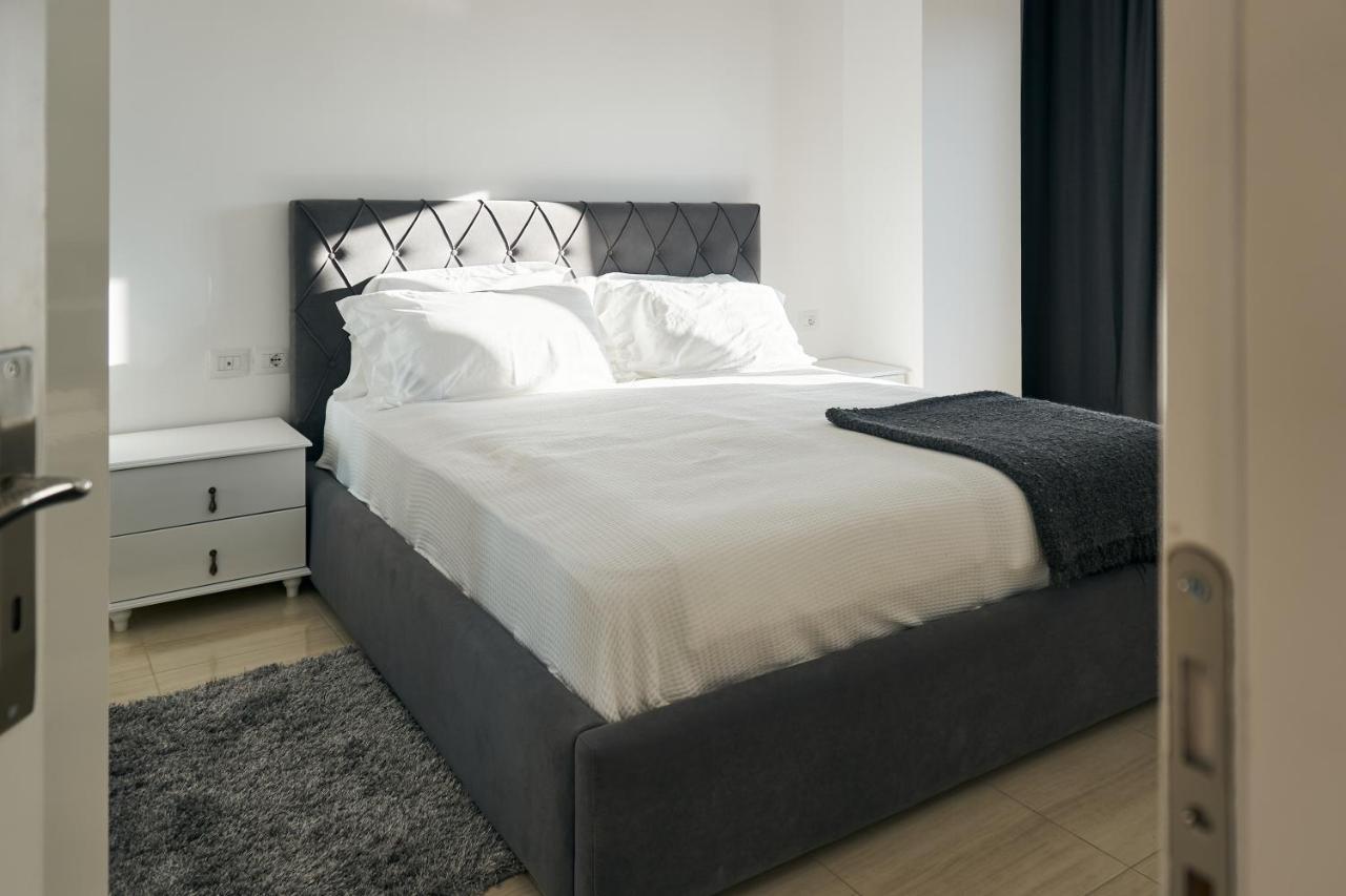 The Garrison Apartment Sarandë Exteriér fotografie